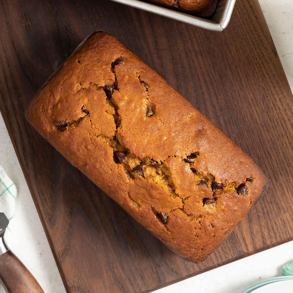The Best Pumpkin Chocolate Chip Bread: A Heavenly Slice of Fall